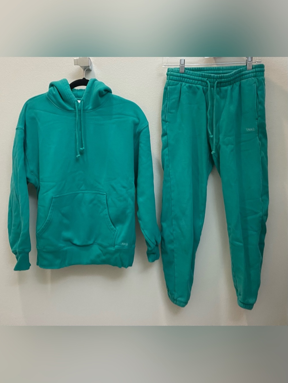 TNA by Aritzia Green Sweat Set